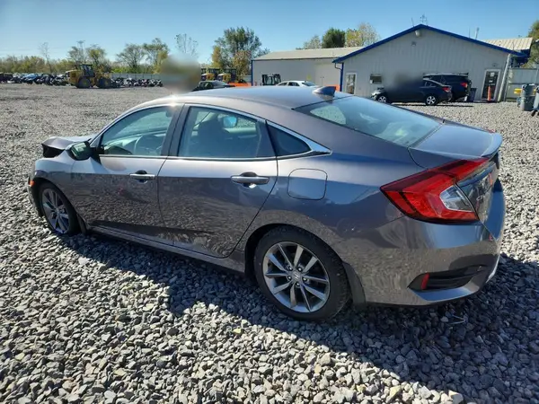 19XFC1F32KE013870 2019 HONDA CIVIC - Image 2