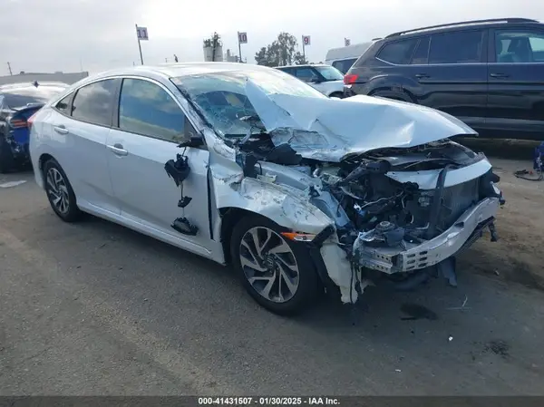 19XFC1F32KE202700 2019 HONDA CIVIC - Image 1