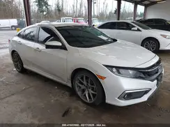 19XFC1F32KE212420 2019 HONDA CIVIC
