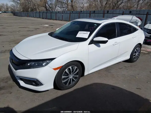 19XFC1F32LE205775 2020 HONDA CIVIC - Image 2