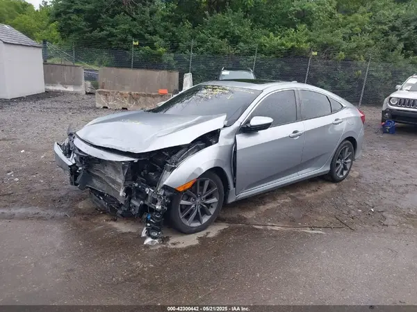 19XFC1F32LE211009 2020 HONDA CIVIC - Image 2