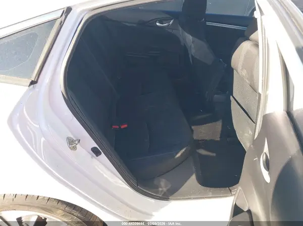 19XFC1F33GE000584 2016 HONDA CIVIC - Image 8