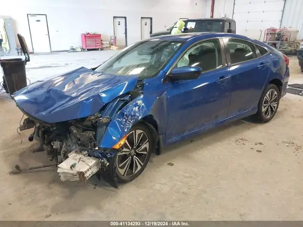 19XFC1F33GE003999 2016 HONDA CIVIC - Image 2