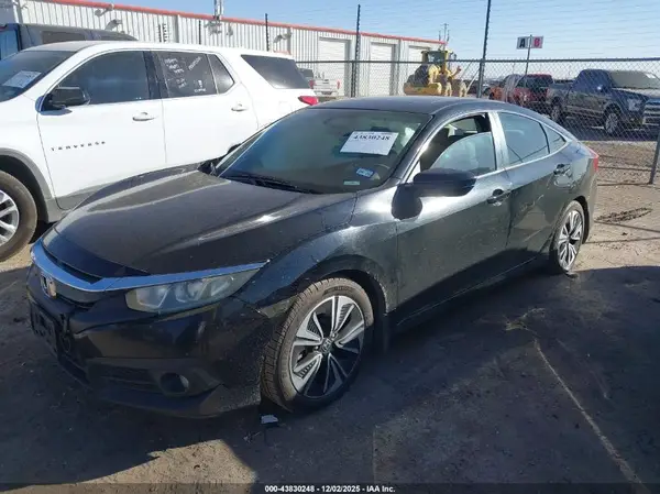 19XFC1F33GE006045 2016 HONDA CIVIC - Image 2