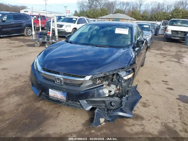 19XFC1F33GE008667 2016 HONDA CIVIC - Image 2