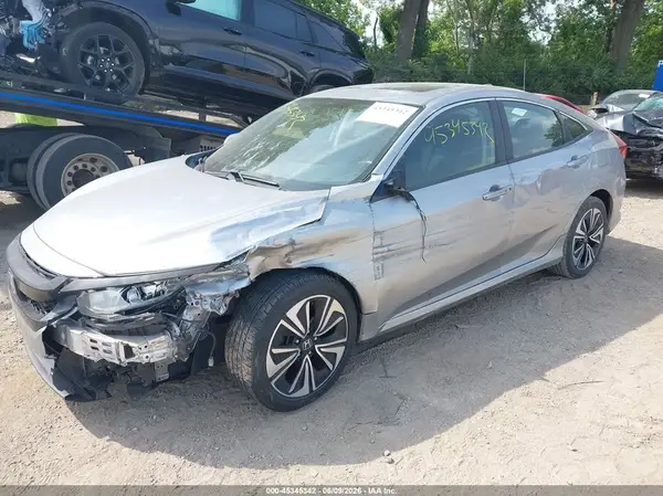19XFC1F33GE012248 2016 HONDA CIVIC - Image 2