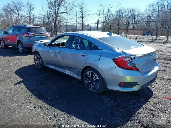 19XFC1F33GE013559 2016 HONDA CIVIC - Image 2
