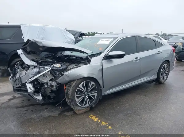 19XFC1F33GE017840 2016 HONDA CIVIC - Image 2