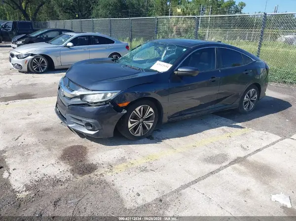 19XFC1F33GE020656 2016 HONDA CIVIC - Image 2