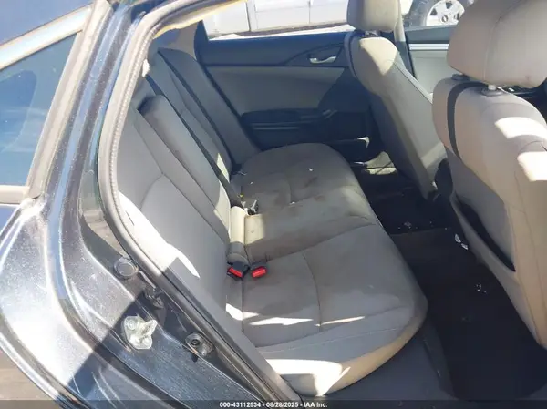 19XFC1F33GE020656 2016 HONDA CIVIC - Image 8