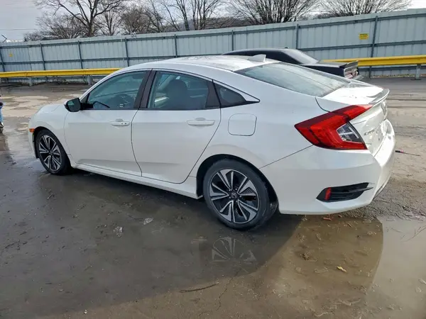 19XFC1F33GE041118 2016 HONDA CIVIC - Image 2
