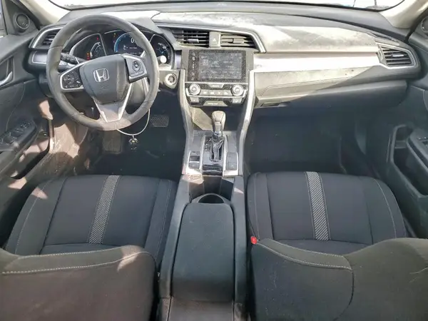 19XFC1F33GE041118 2016 HONDA CIVIC - Image 8