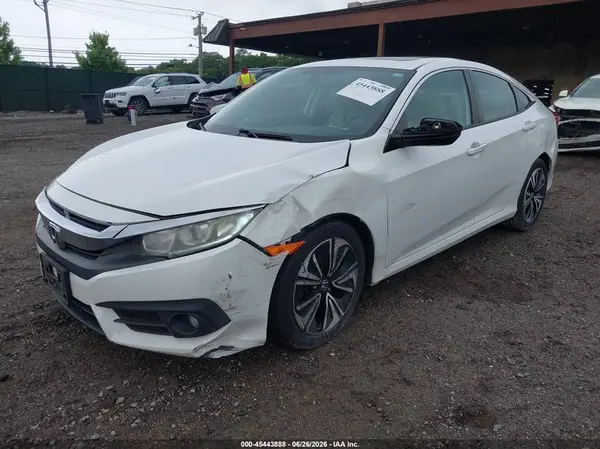 19XFC1F33GE202003 2016 HONDA CIVIC - Image 2