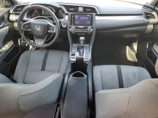 19XFC1F33GE217276 2016 HONDA CIVIC - Image 8