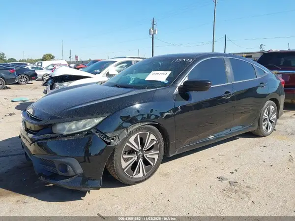19XFC1F33HE001316 2017 HONDA CIVIC - Image 2