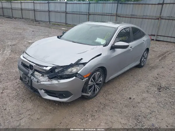 19XFC1F33HE001610 2017 HONDA CIVIC - Image 2
