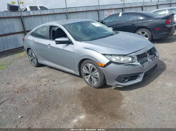 19XFC1F33HE008623 2017 HONDA CIVIC - Image 1