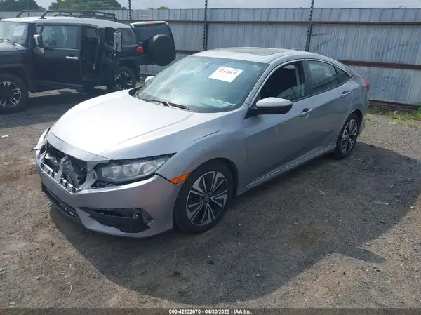 19XFC1F33HE008623 2017 HONDA CIVIC - Image 2