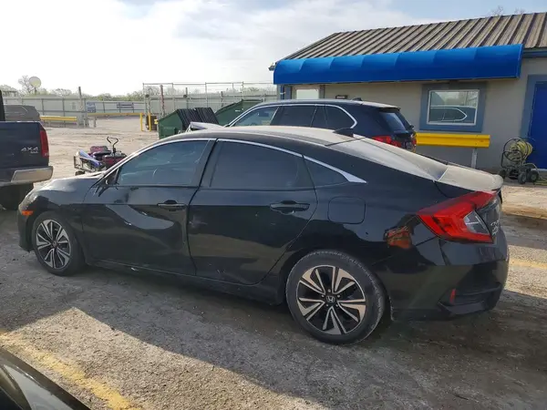 19XFC1F33HE018018 2017 HONDA CIVIC - Image 2
