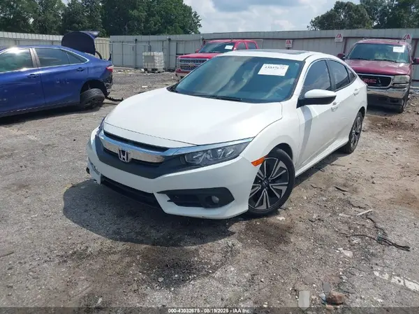 19XFC1F33HE029083 2017 HONDA CIVIC - Image 2
