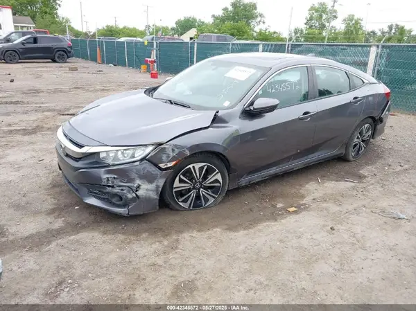 19XFC1F33HE032629 2017 HONDA CIVIC - Image 2