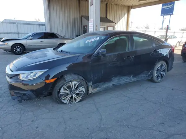 19XFC1F33HE033389 2017 HONDA CIVIC - Image 1