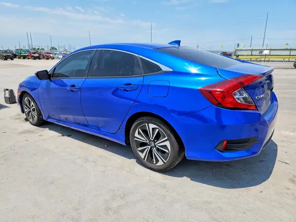 19XFC1F33JE000138 2018 HONDA CIVIC - Image 2