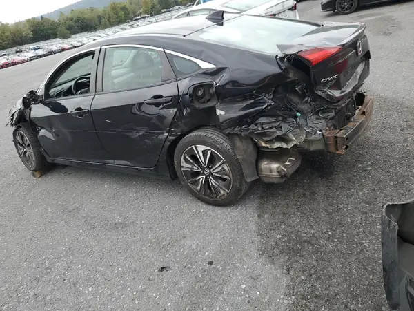 19XFC1F33JE200632 2018 HONDA CIVIC - Image 2