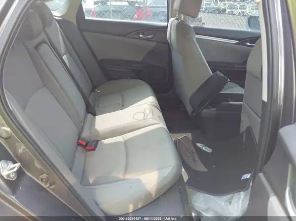 19XFC1F33JE201344 2018 HONDA CIVIC - Image 8