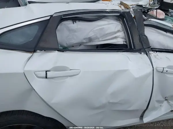 19XFC1F33KE001999 2019 HONDA CIVIC - Image 8