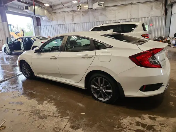 19XFC1F33KE003252 2019 HONDA CIVIC - Image 2