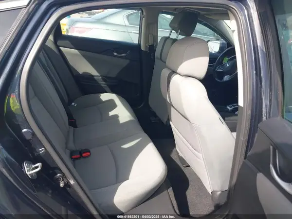 19XFC1F33KE010363 2019 HONDA CIVIC - Image 8
