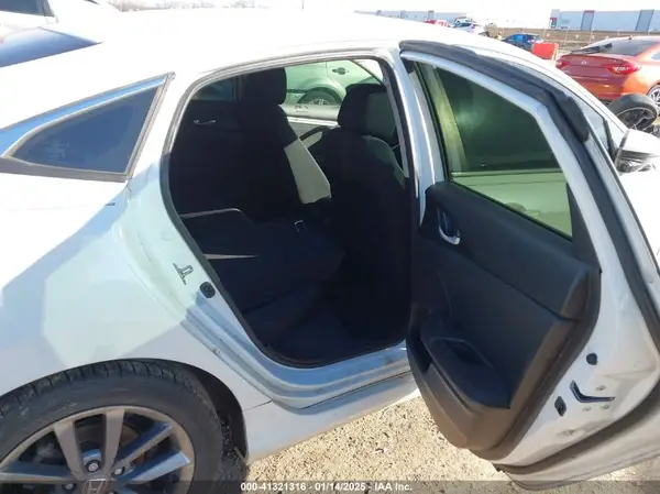 19XFC1F33KE012288 2019 HONDA CIVIC - Image 8
