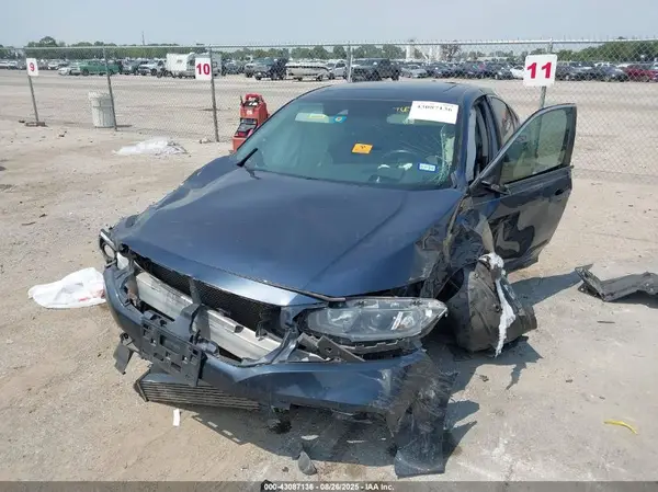 19XFC1F33KE012503 2019 HONDA CIVIC - Image 2
