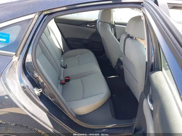 19XFC1F33KE204391 2019 HONDA CIVIC - Image 8