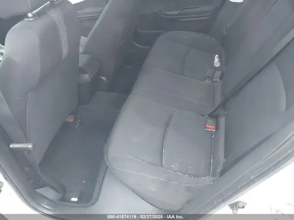 19XFC1F33KE211583 2019 HONDA CIVIC - Image 8