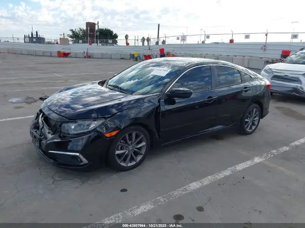 19XFC1F33KE211938 2019 HONDA CIVIC - Image 2