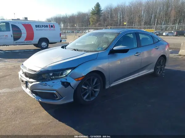 19XFC1F33LE202299 2020 HONDA CIVIC - Image 2