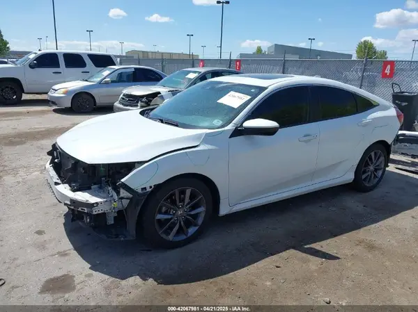 19XFC1F33LE205820 2020 HONDA CIVIC - Image 2