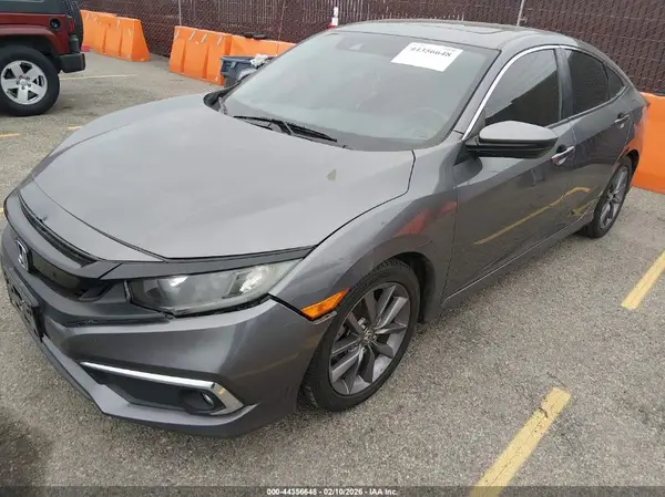 19XFC1F33LE211813 2020 HONDA CIVIC - Image 2