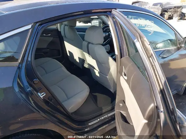 19XFC1F33ME204118 2021 HONDA CIVIC - Image 8