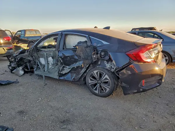 19XFC1F34GE013697 2016 HONDA CIVIC - Image 2