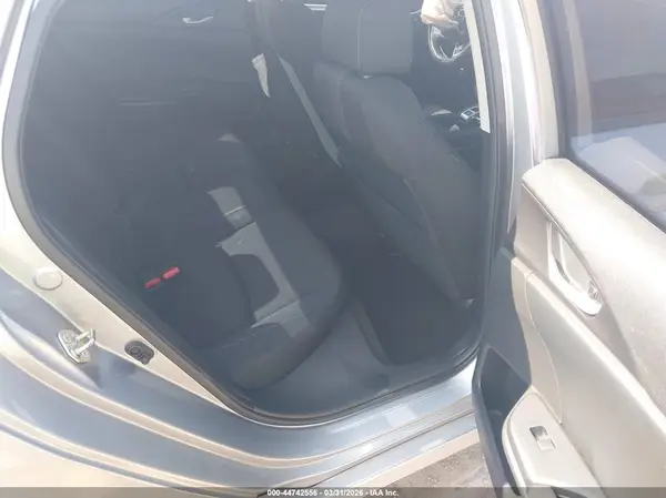 19XFC1F34GE040155 2016 HONDA CIVIC - Image 8