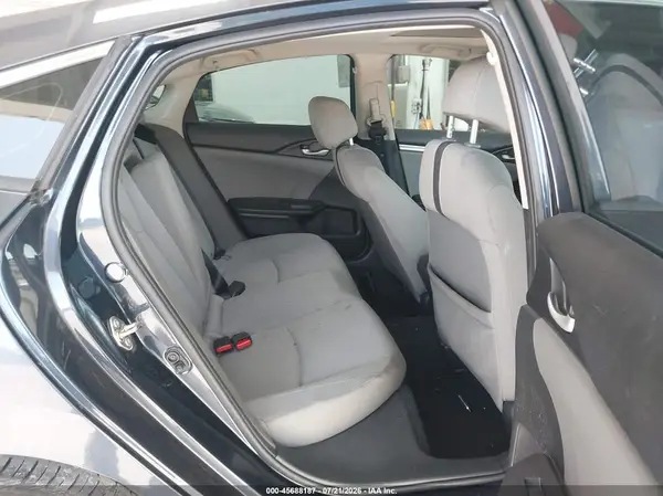 19XFC1F34HE000515 2017 HONDA CIVIC - Image 8