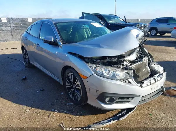 19XFC1F34HE001518 2017 HONDA CIVIC - Image 1