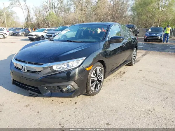 19XFC1F34HE003866 2017 HONDA CIVIC - Image 2