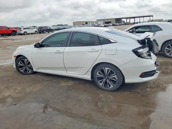 19XFC1F34HE009814 2017 HONDA CIVIC - Image 2
