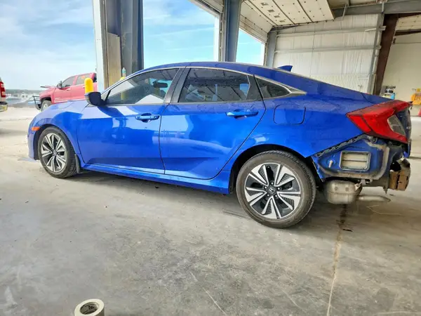 19XFC1F34HE021655 2017 HONDA CIVIC - Image 2