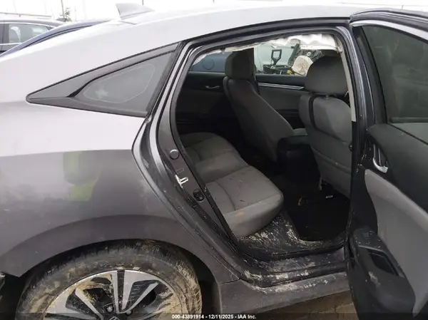 19XFC1F34HE021669 2017 HONDA CIVIC - Image 8