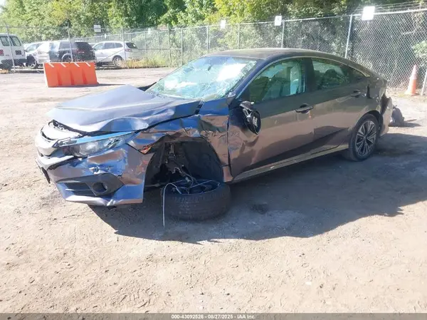19XFC1F34HE201587 2017 HONDA CIVIC - Image 2